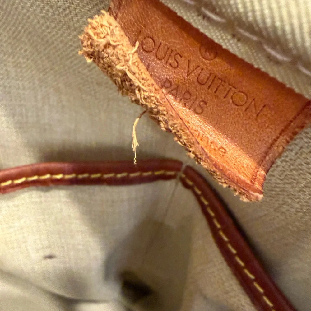 Louis Vuitton Monogram brown and tan Duffel Bag - Picture 10 of 12